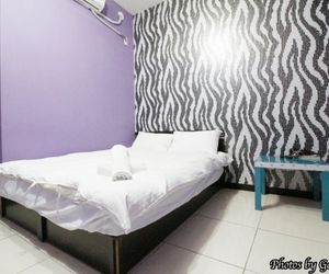 Taichung Mr. Calf House Hostel Standard Double Room7 - 1 min to night market 7 min to train station Taichung City Taiwan