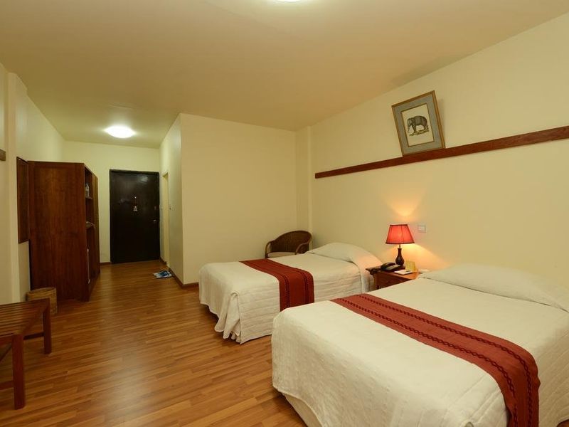 Hotel Photo 5