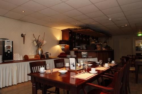 Hotel Photo 11