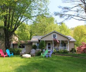Henson Cove Place Bed and Breakfast w/Cabin Hiawassee United States