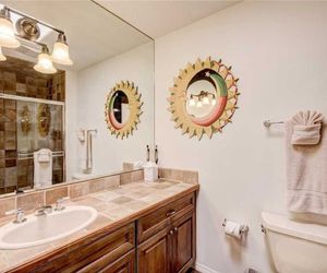 Moonstar Four-bedroom Holiday Home Santa Fe United States