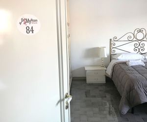 MyRoom A Un Passo Dal Centro Arezzo Italy