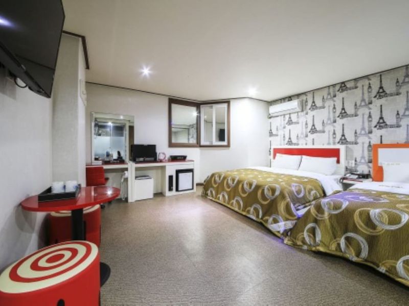 Hotel Photo 7