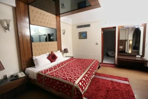 Hotel Eqbal Inn