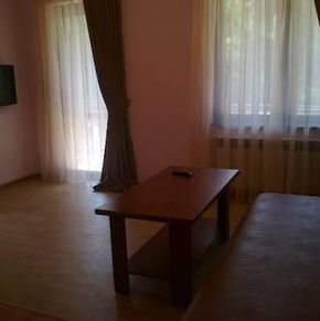 NearBy Hotel