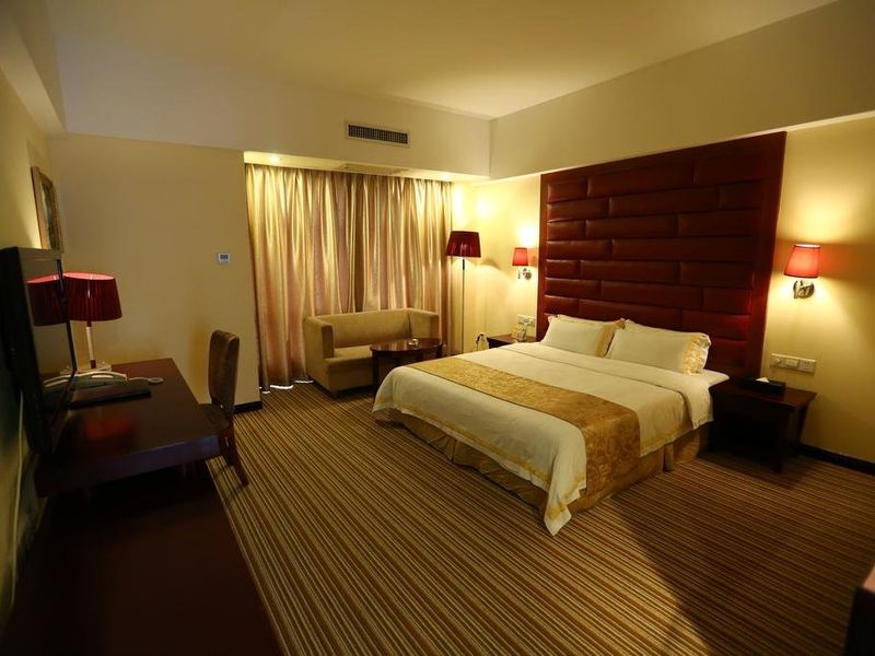 Hotel Photo 6