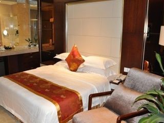 Фото отеля Guangyuan International Hotel