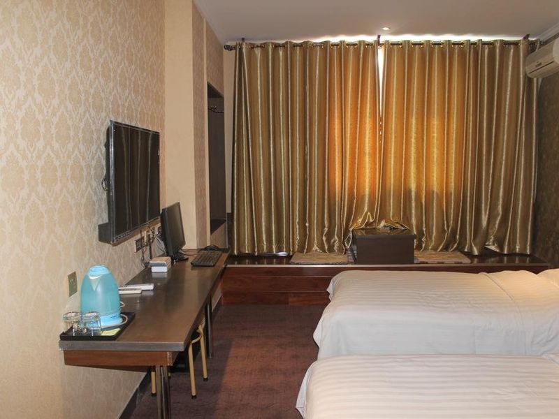 Hotel Photo 15