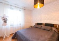 Отзывы ZV2001 Private Apartments & Rooms near Exhibition Ground (room agency)