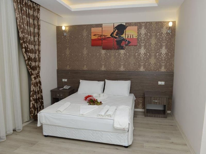 Hotel Photo 1