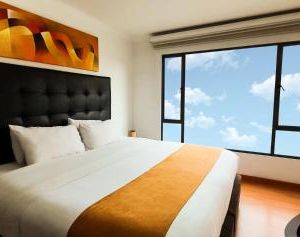 Apartasuites Plaza Modelia Bogota Colombia