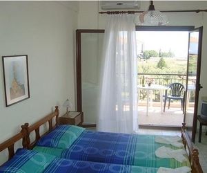 Yianna Studios & Apartments Gerakina Greece