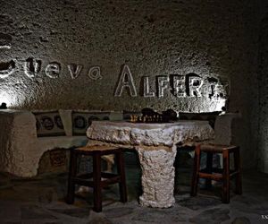 Casas Cueva Alfer Arico Spain