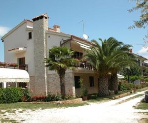 Apartments Bencic Premantura Croatia