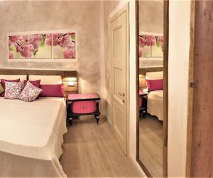 24h suite Lucca Italy