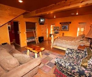 Bear Foot Lodge Two-bedroom Holiday Home Ponderosa Heights United States