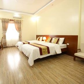 NearBy Hotel