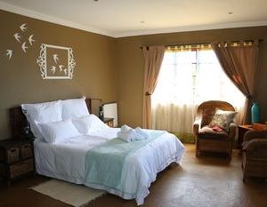 White Linen Guesthouse Tierpoort South Africa