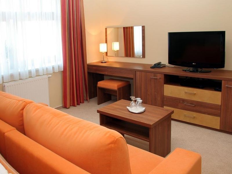 Hotel Photo 6