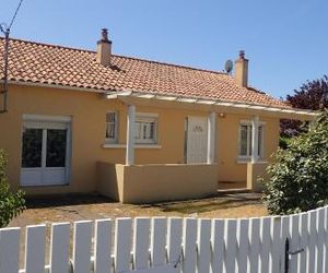 Maison bord de mer Saint-Hilaire France