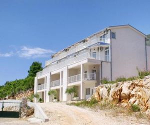 Apartments by the sea Komarna (Neretva Delta - Usce Neretve) - 2739 Klek Croatia
