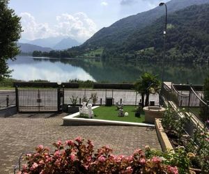 Villa con accesso al lago Fanovo Italy