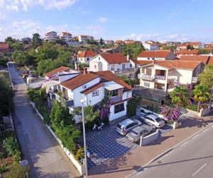 Apartments Ante Pakostane Croatia