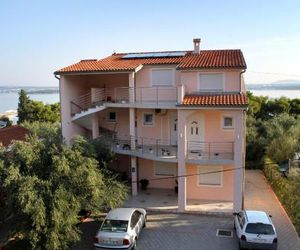 Apartments by the sea Tkon (Pasman) - 6215 Tkon Croatia