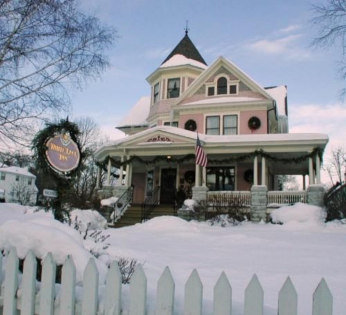 Photo of White Lace Inn