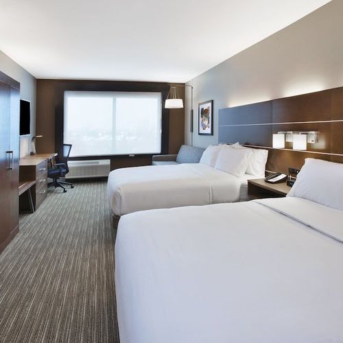 Photo of Holiday Inn Express & Suites - Okemos - University Area, an IHG Hotel
