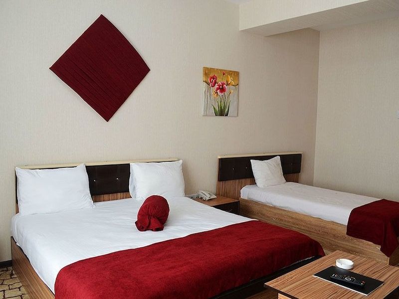 Hotel Photo 3