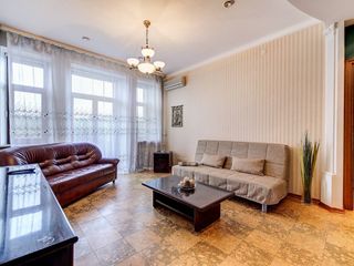 3-х комнатные апартаменты с видом на парк Победы