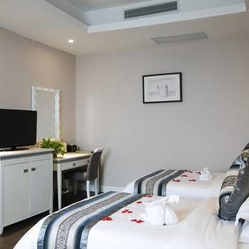 Hotel Photo 9