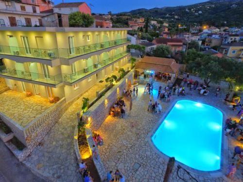 Hotel Photo 1