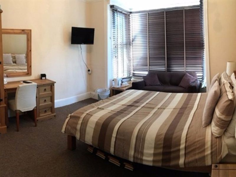 Hotel Photo 6
