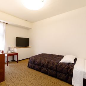 NearBy Hotel
