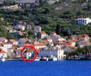 Apartments by the sea Vis - 8875 Vis Croatia