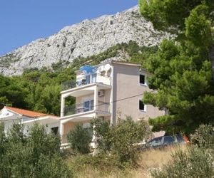 Apartments with a parking space Marusici (Omis) - 4279 Mimice Croatia