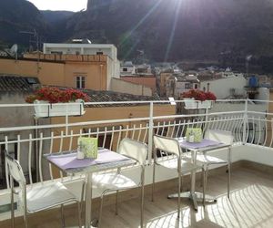 White B&B Castellammare del Golfo Italy