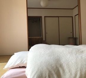 NearBy Hotel