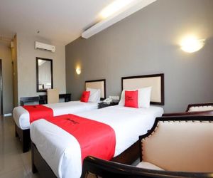 RedDoorz Plus @ Singosari Raya Semarang Indonesia