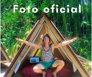 Pousada Familia Viva Trindade casa da Thaís Papagaio Brazil