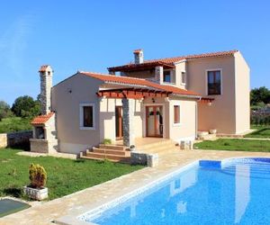 Family friendly house with a swimming pool Valtura (Pula) - 6913 Liznjan Croatia