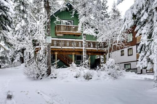 Photo of Mt Hood Chalet Vacation Rental