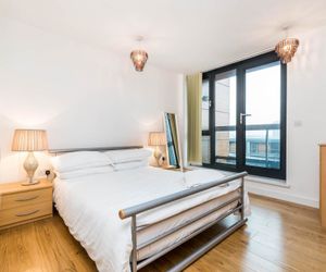Super Luxury Modern 2BD Flat Canning Town Ilford United Kingdom