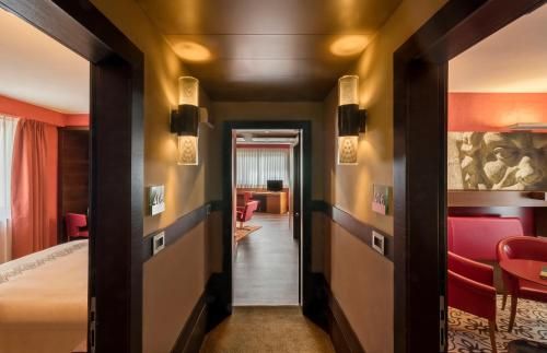 Hotel Photo 16