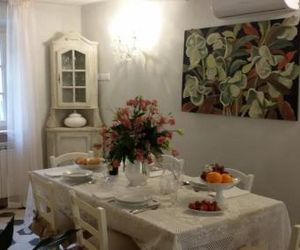 Luxury apartment Suite La Fontana Lucca Italy