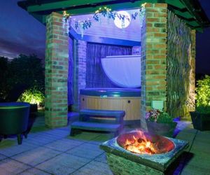 Lincoln Cottage with Hot Tub Lincoln United Kingdom