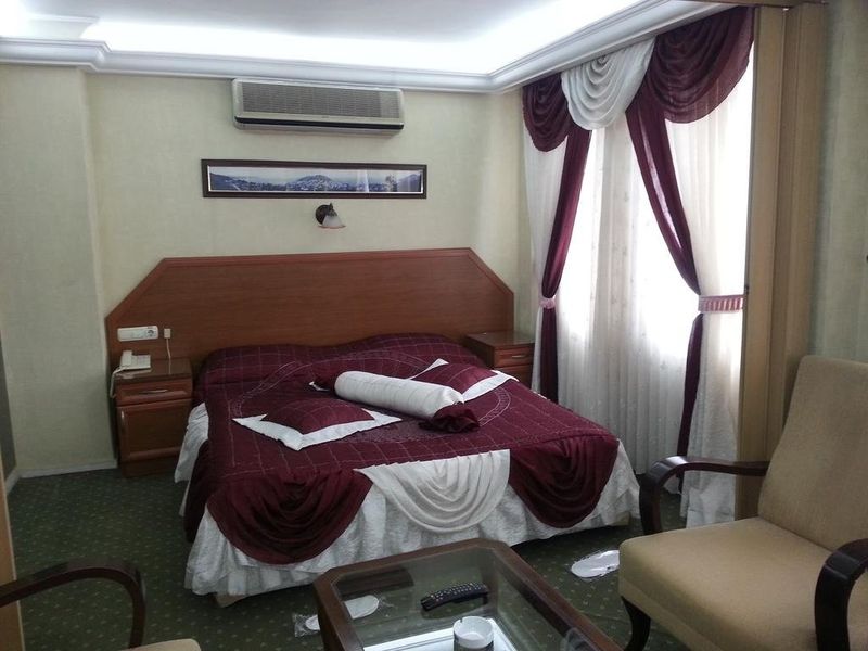 Hotel Photo 5