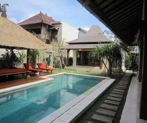 Villa Kampung Seminyak Indonesia